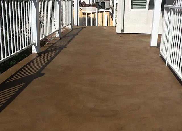Los Angeles Home Deck Colorful Finish